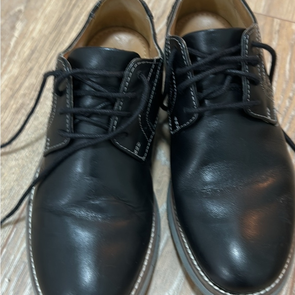 Johnston & Murphy Black Leather Oxfords